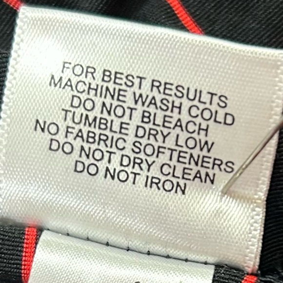 Peter Millar Black/Red Polo w/ Valhalla Golf Club Embroidered Logo- Size XL - Picture 9 of 9